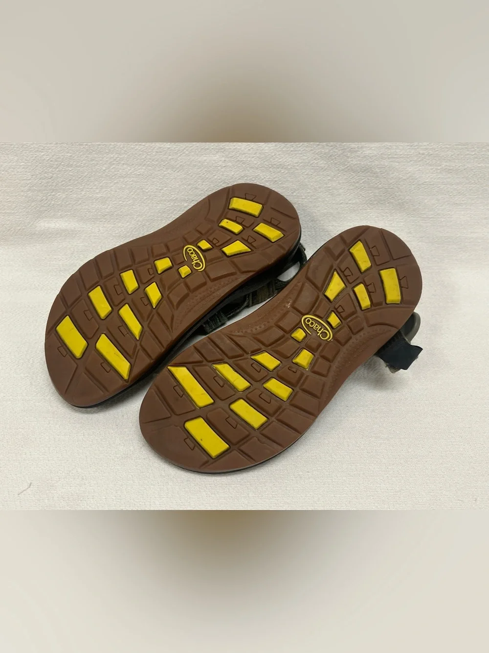 Chaco Kids Multicolor Green Strappy Sandals